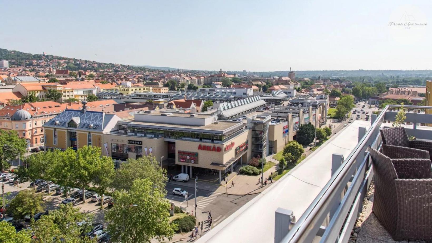 Sky Panorama Apartman Pécs Exterior foto